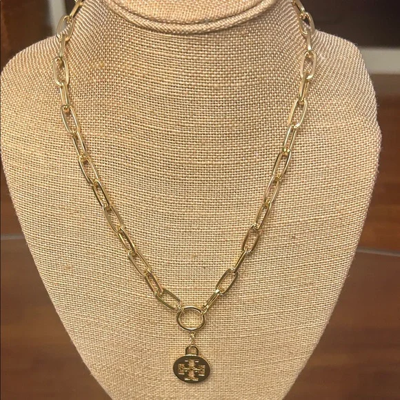 Gold Chain Pendant Necklace - Women's Fashion Jewelry - Picture 5 of 5